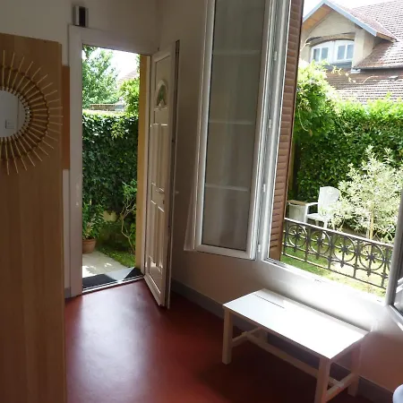 Apartment Tres Calme *