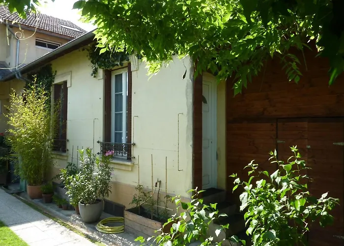 Tres Calme Apartment Tarbes